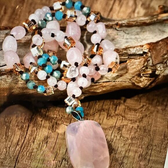 Bohemian Natural Pink Quartz Pendant Necklace | Handcrafted Rock Crystal Beads‎ - Picture 10 of 10